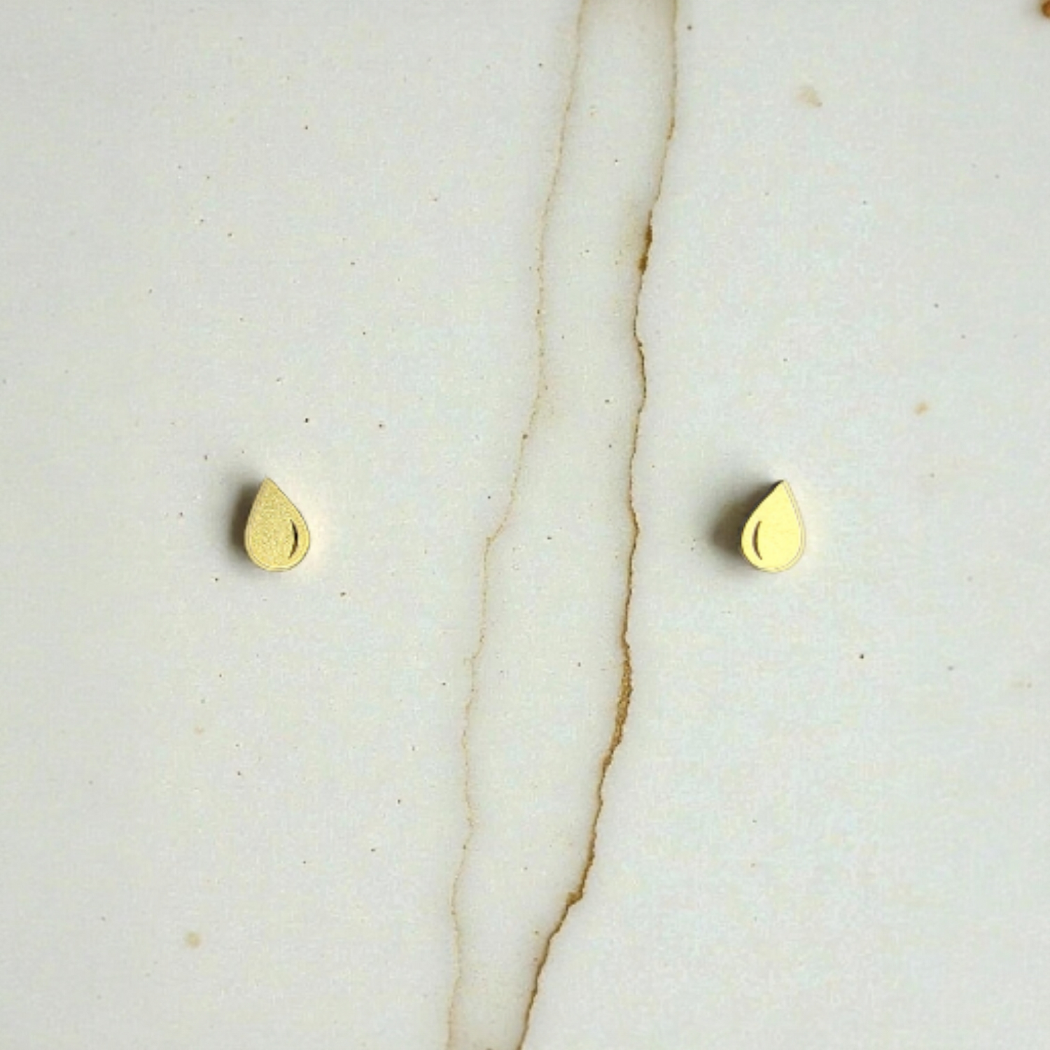 Flatback Stud Earrings